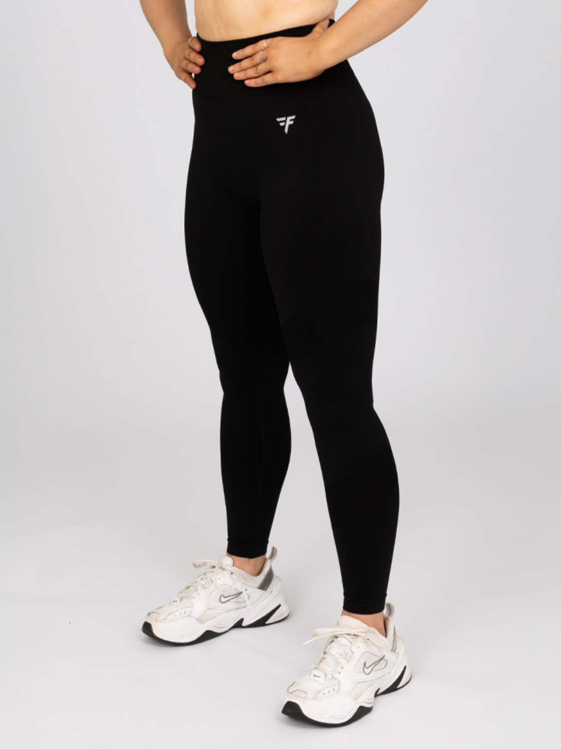 DUBH SEAMLESS LEGGINGS